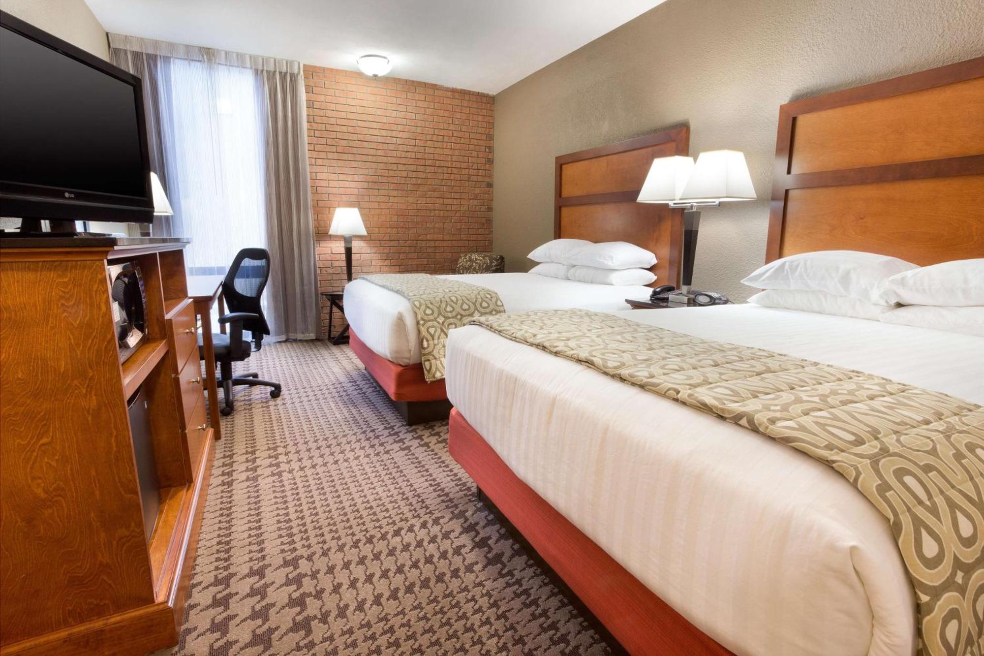 Drury Inn & Suites Jackson Mo エクステリア 写真