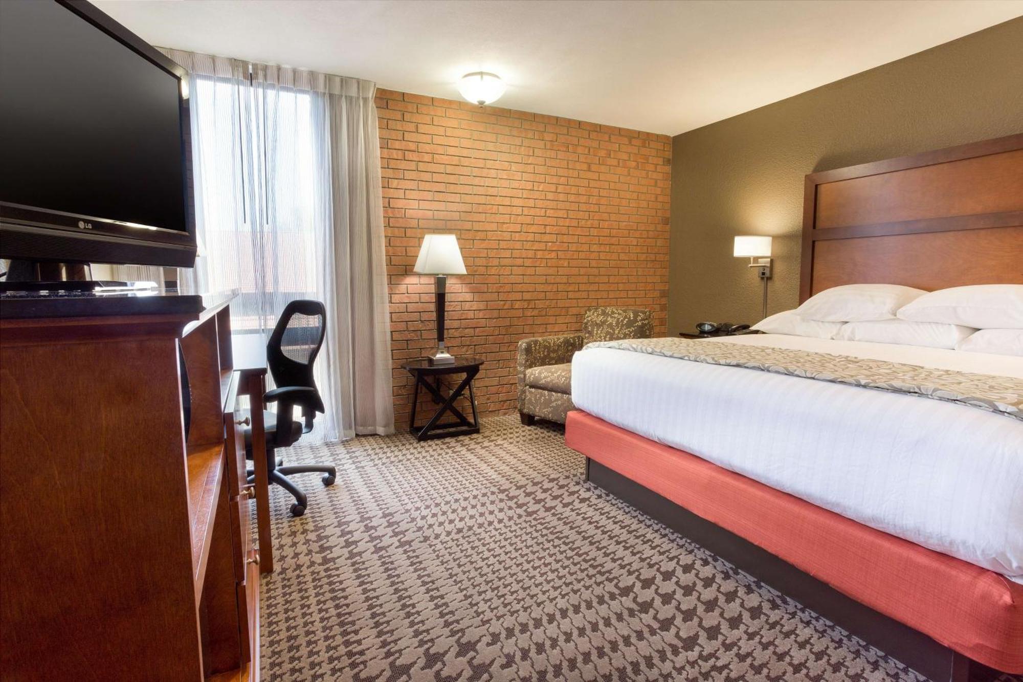 Drury Inn & Suites Jackson Mo エクステリア 写真