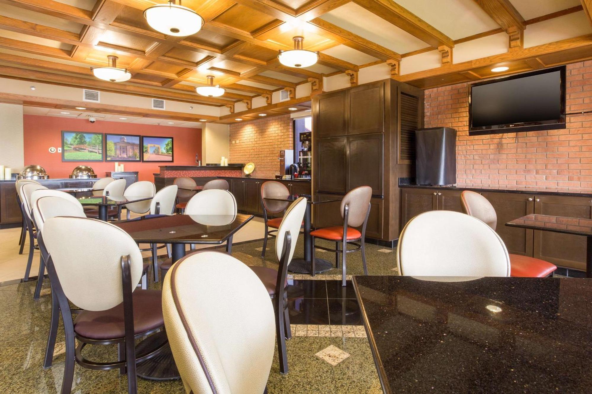 Drury Inn & Suites Jackson Mo エクステリア 写真