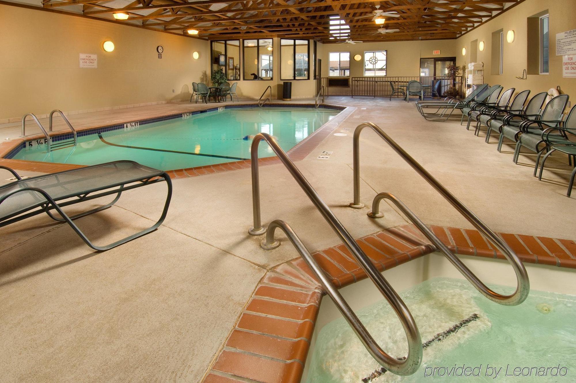 Drury Inn & Suites Jackson Mo エクステリア 写真